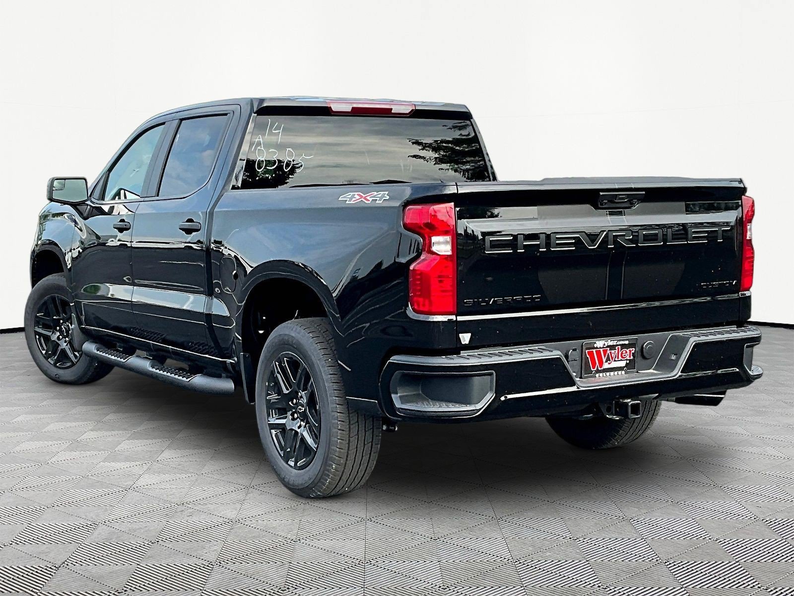 New 2026 Chevrolet Silverado 1500 Custom w/ Rally Edition AWD/4WD image 4