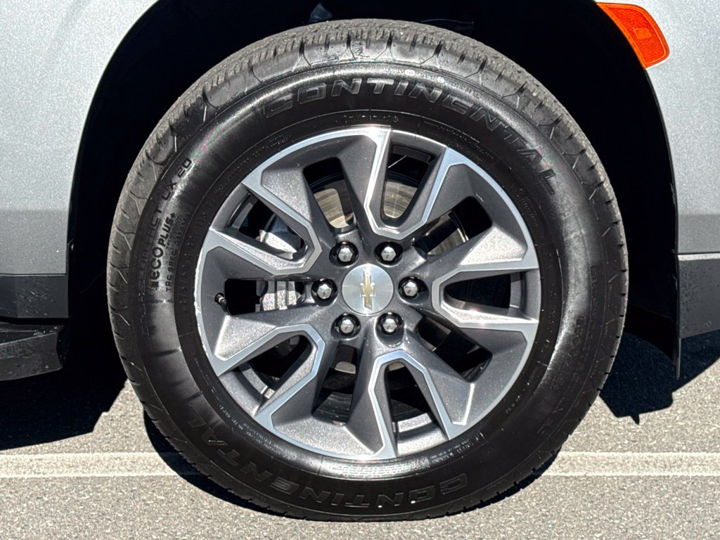Used 2023 Chevrolet Tahoe LT w/ Luxury Package RWD image 10