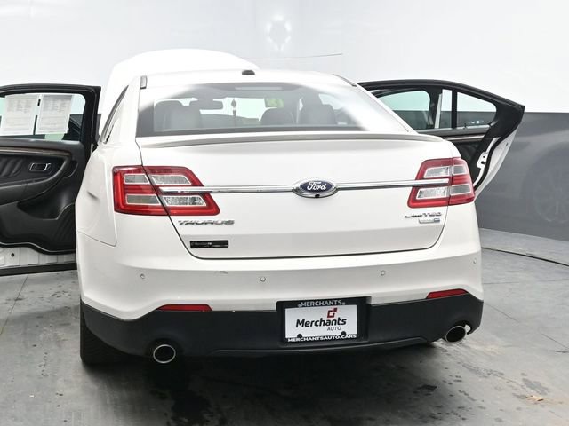 Used 2018 Ford Taurus Limited AWD/4WD image 47