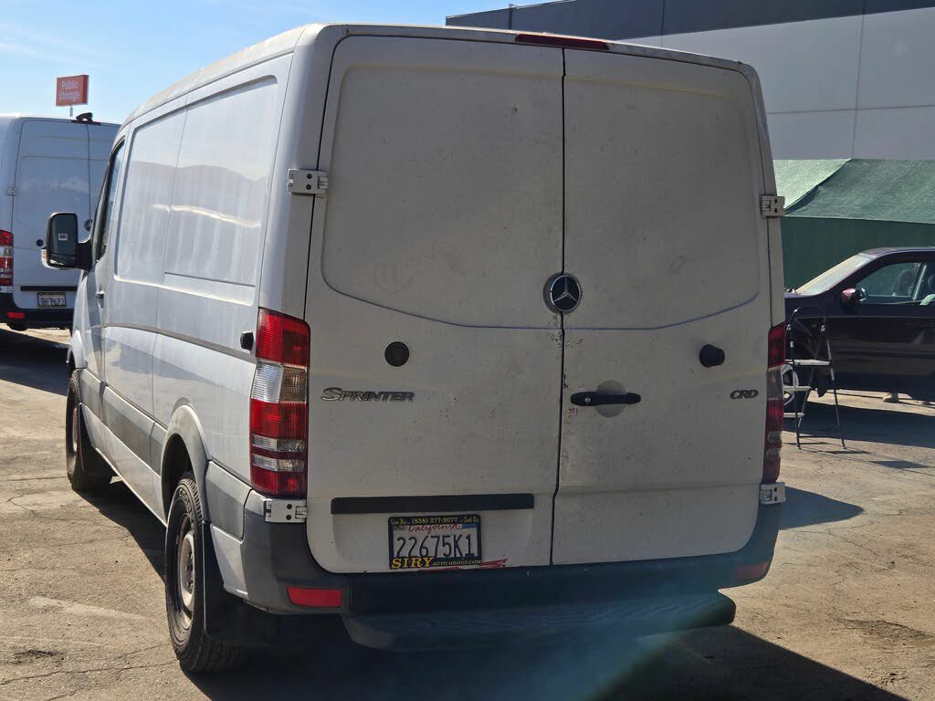 Used 2007 Freightliner Sprinter 2500 RWD image 6