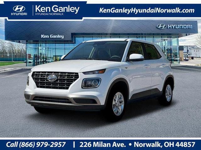 New 2026 Hyundai Venue SE