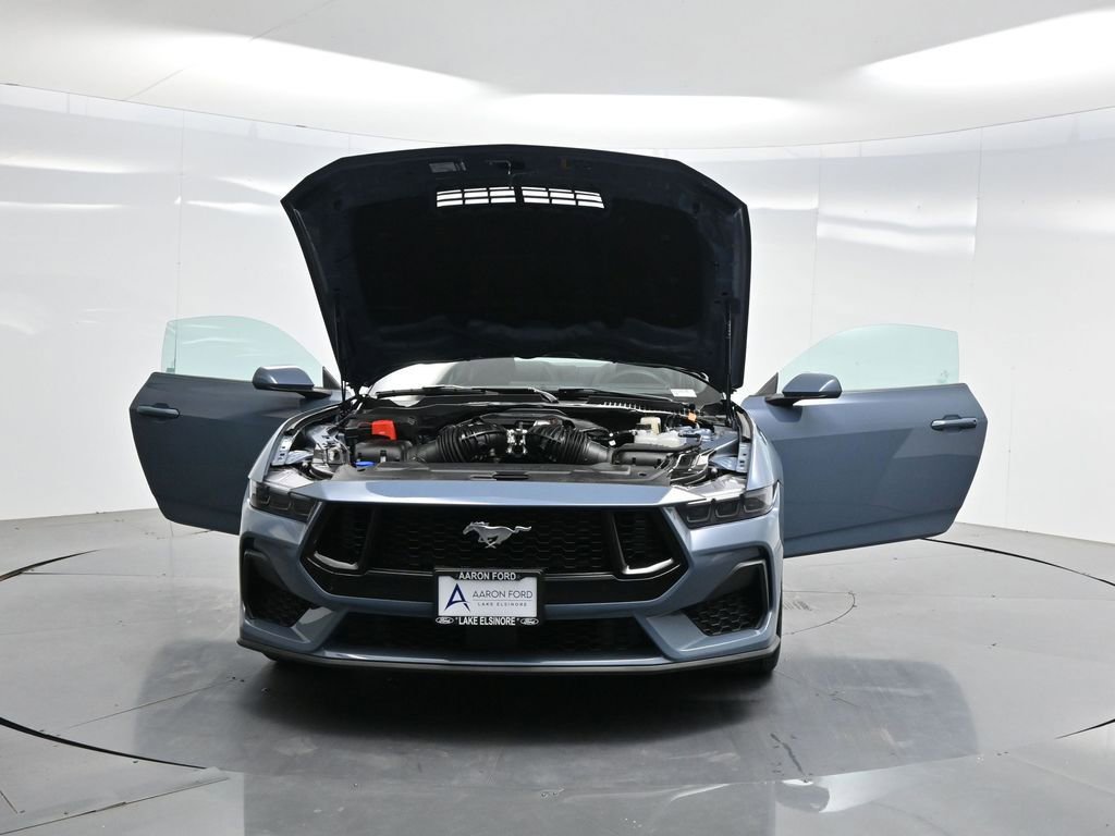 Used 2025 Ford Mustang GT RWD image 33