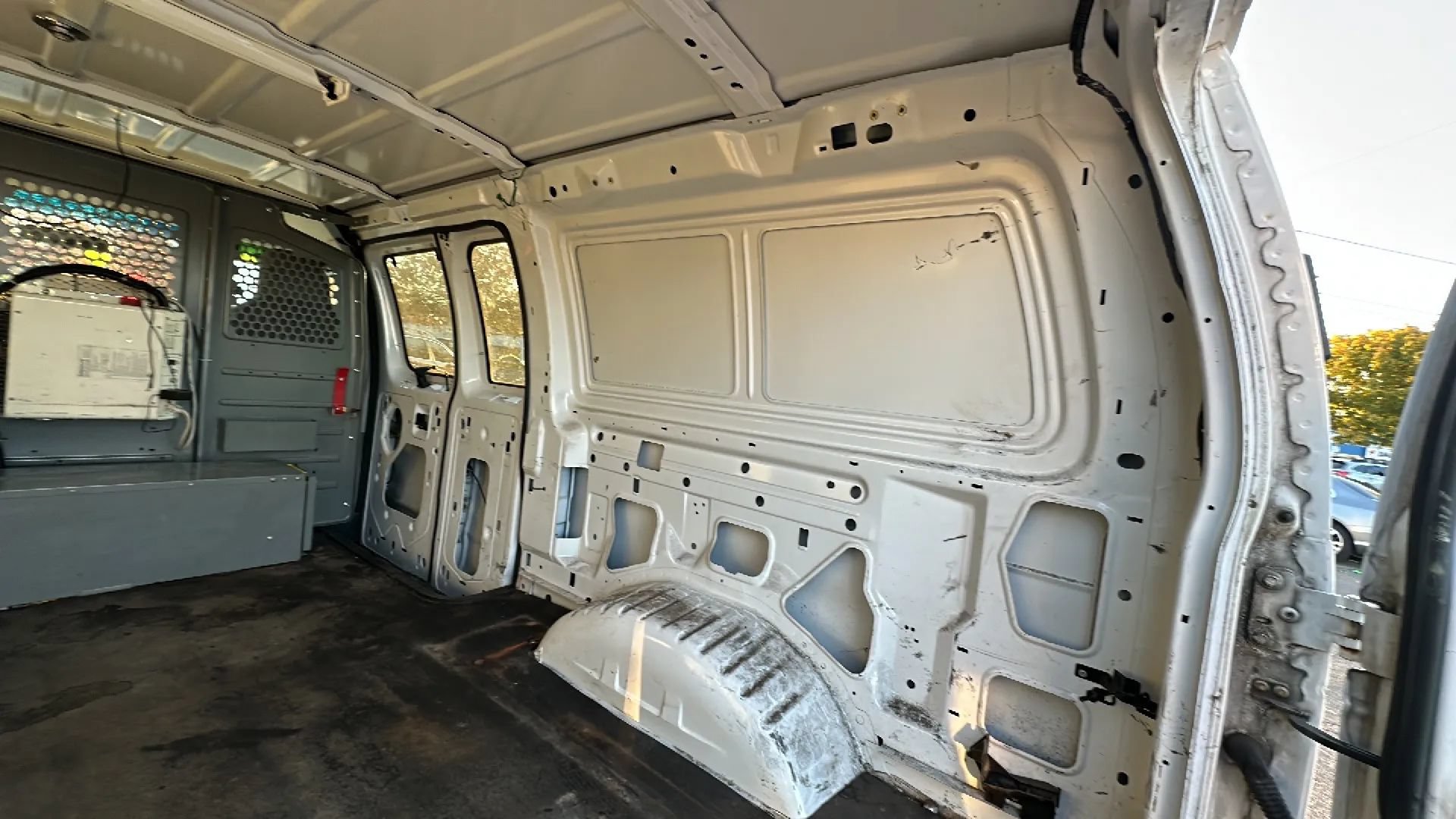 Used 2011 Ford E-250 and Econoline 250 w/ PWR Group RWD image 11