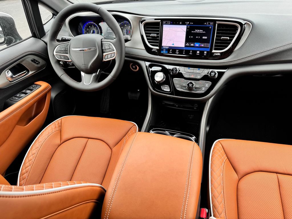New 2026 Chrysler Pacifica Pinnacle image 11