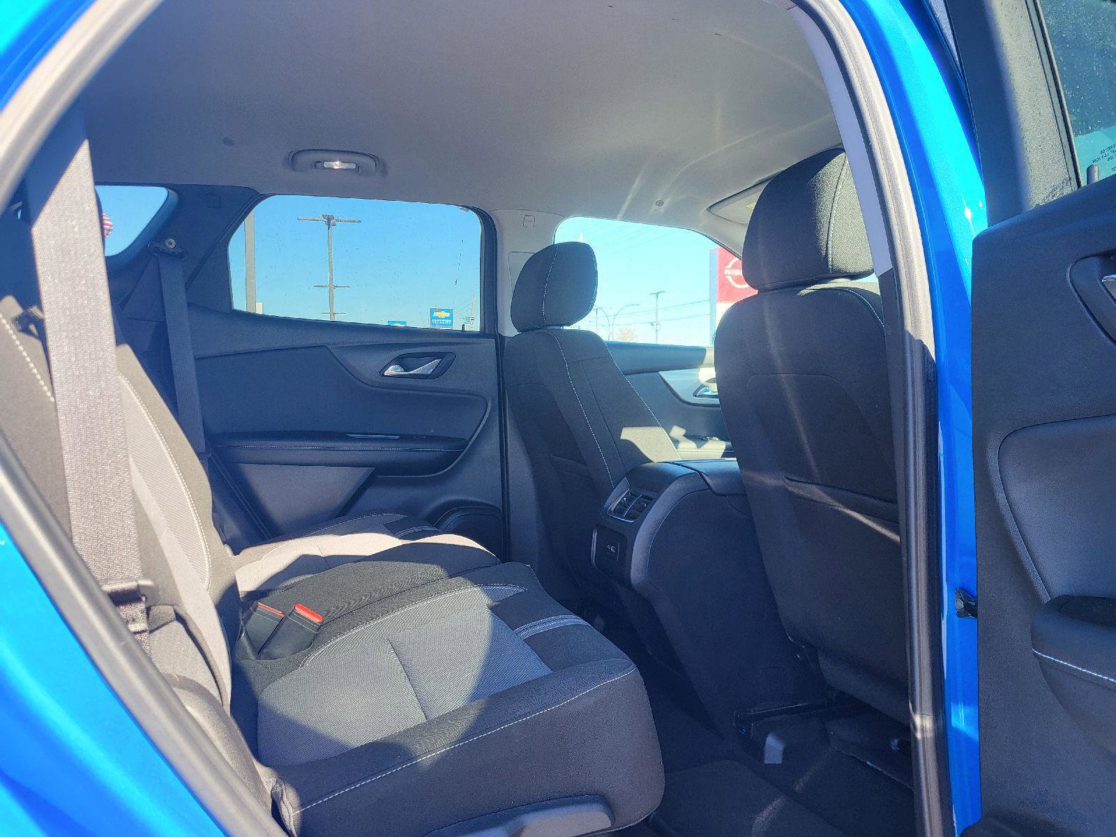 Used 2025 Chevrolet Blazer LT image 11