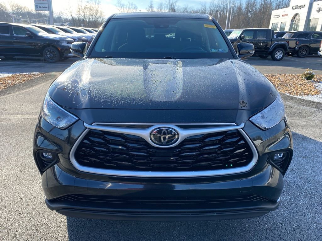Used 2023 Toyota Highlander LE image 8