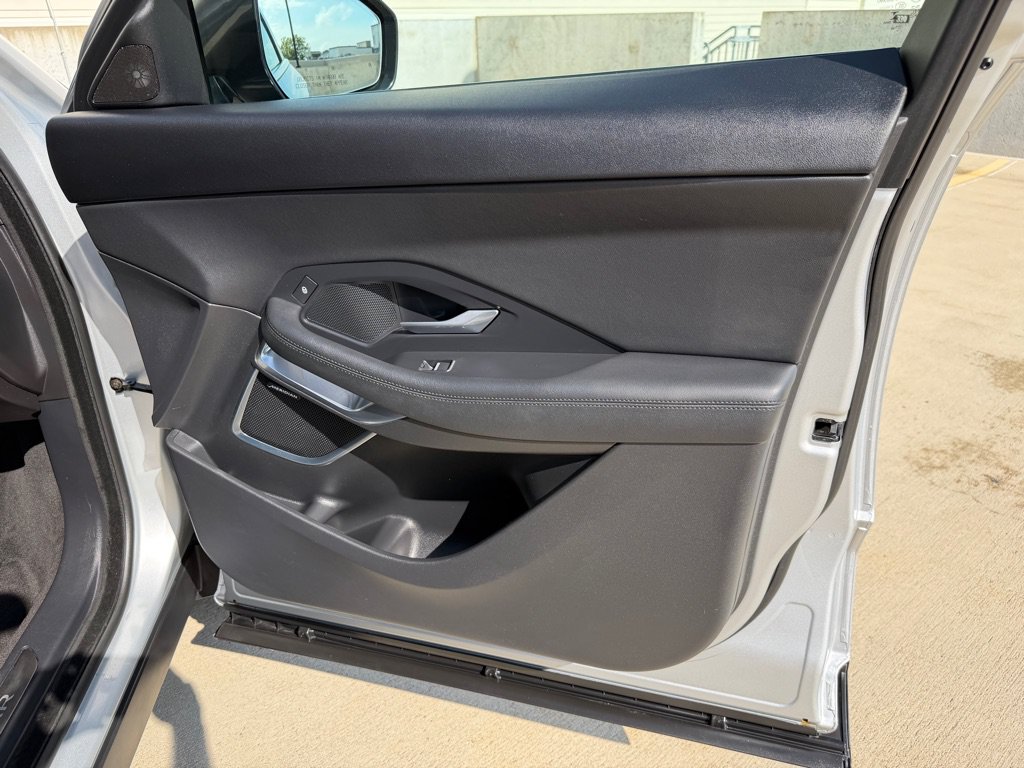Used 2018 Jaguar E-PACE S AWD/4WD image 27