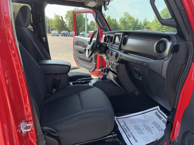 Used 2021 Jeep Wrangler Unlimited Sport image 19