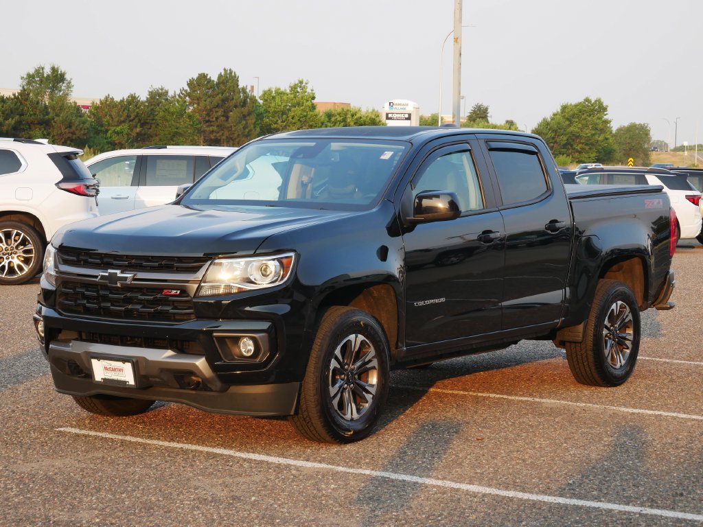 Used 2021 Chevrolet Colorado Z71 w/ Safety Package AWD/4WD image 5
