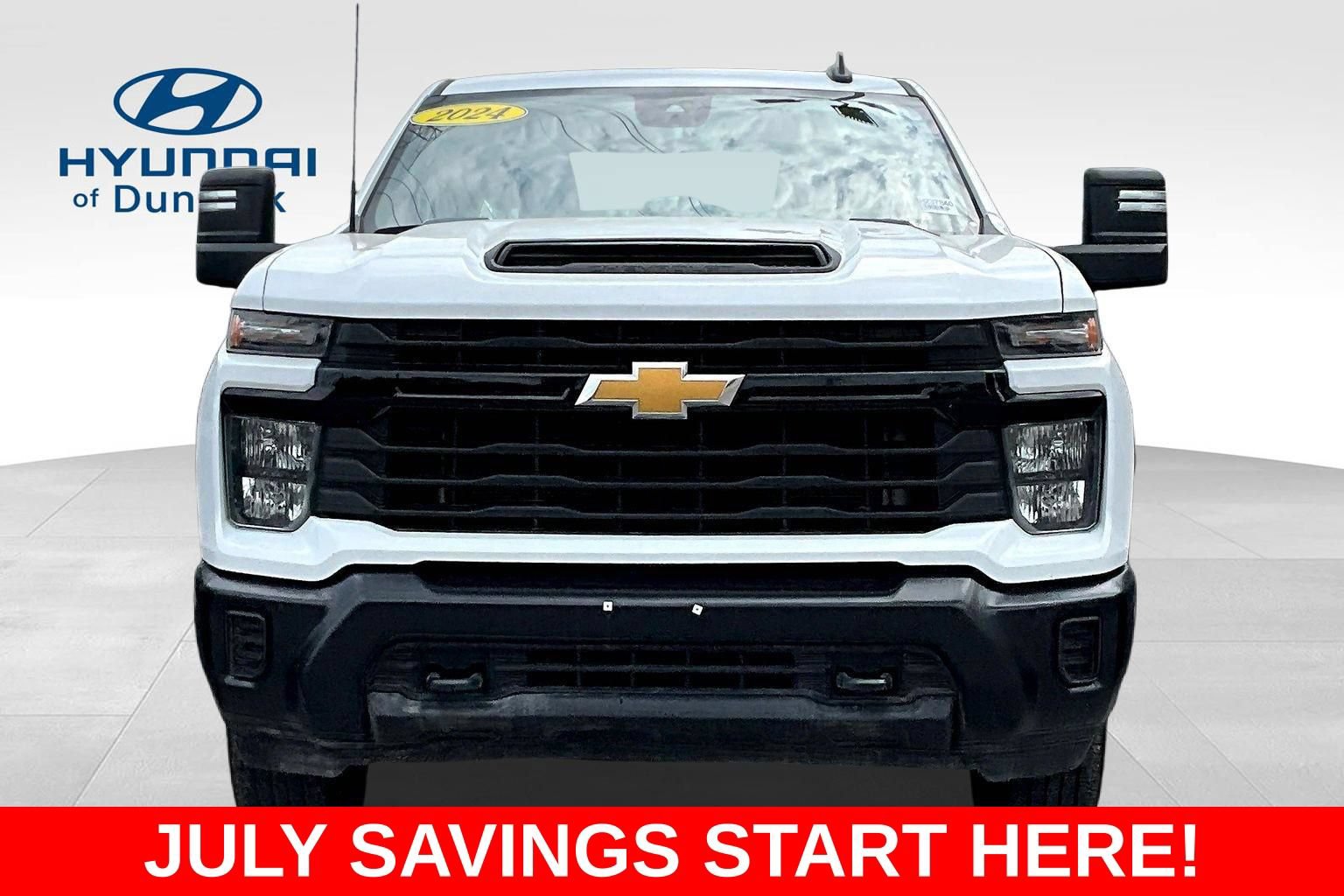 Used 2024 Chevrolet Silverado 2500 W/T w/ WT Fleet Convenience Package AWD/4WD image 2