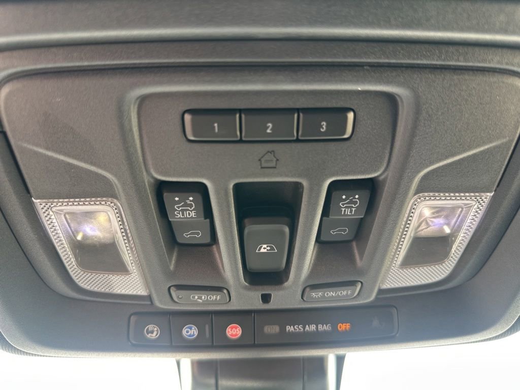 Used 2021 GMC Sierra 1500 AT4 w/ AT4 Value Package AWD/4WD image 17