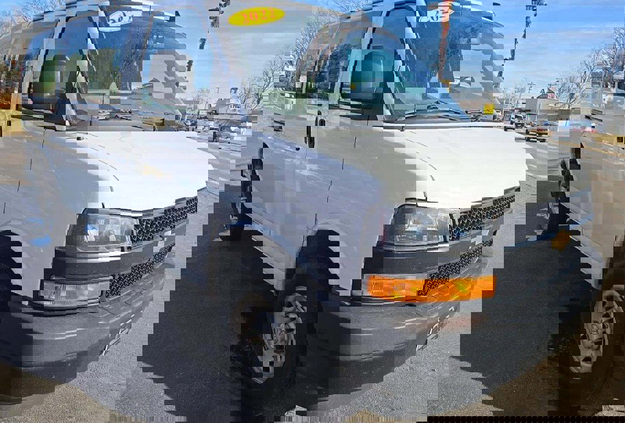 Certified 2022 Chevrolet Express 2500 WT Van w/ Driver Convenience Package image 10