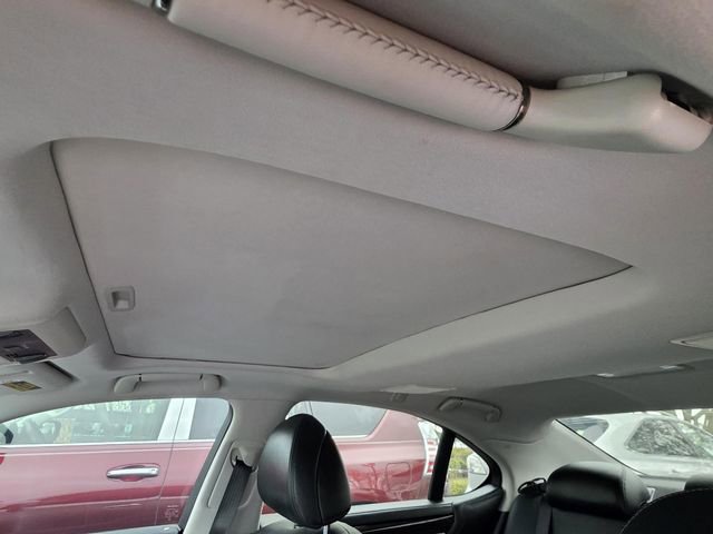 Used 2016 Lexus LS 460 w/ Comfort Package image 7