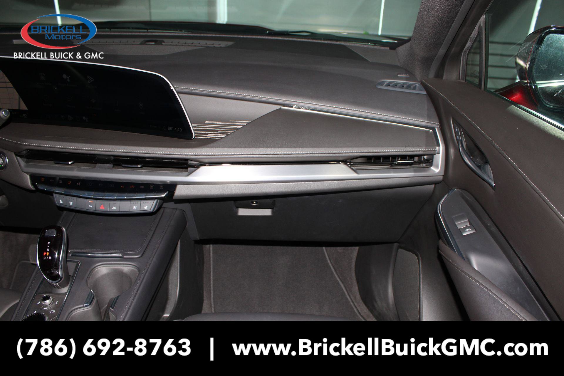 Used 2024 Cadillac XT4 Premium Luxury FWD image 19