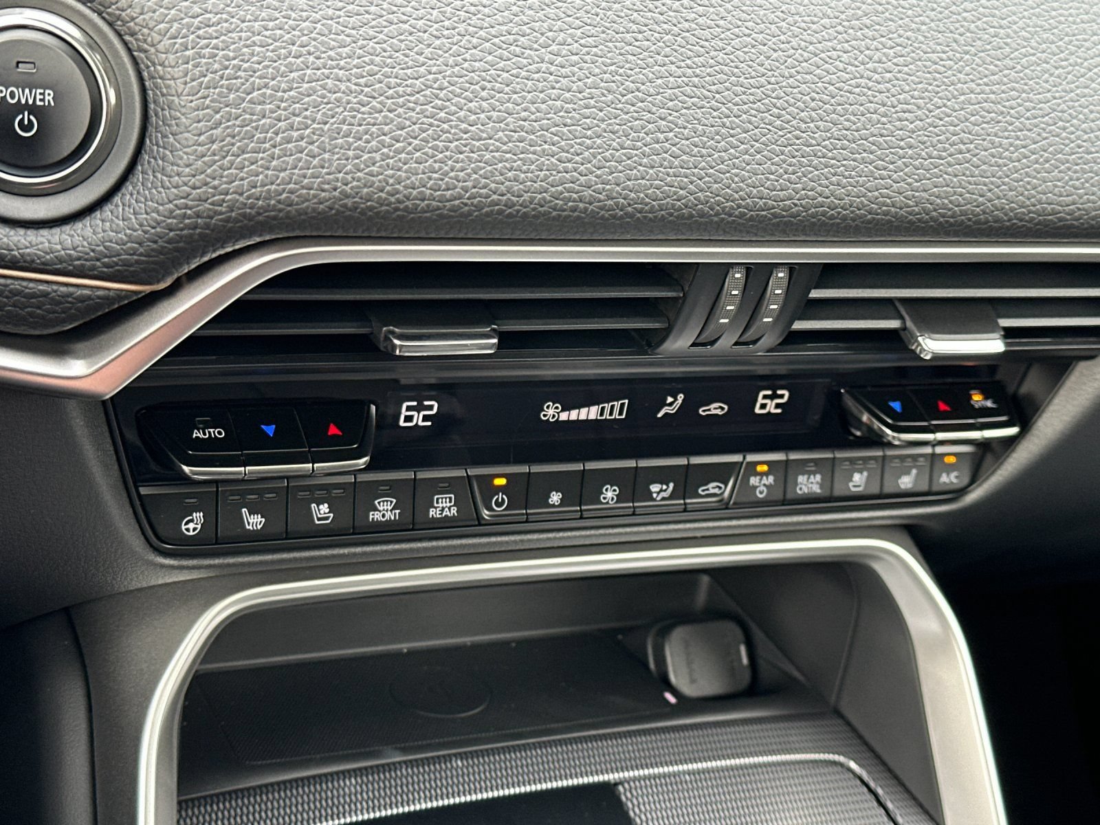 New 2026 MAZDA CX-90 Plug-In Hybrid w/Premium Sport AWD/4WD image 21