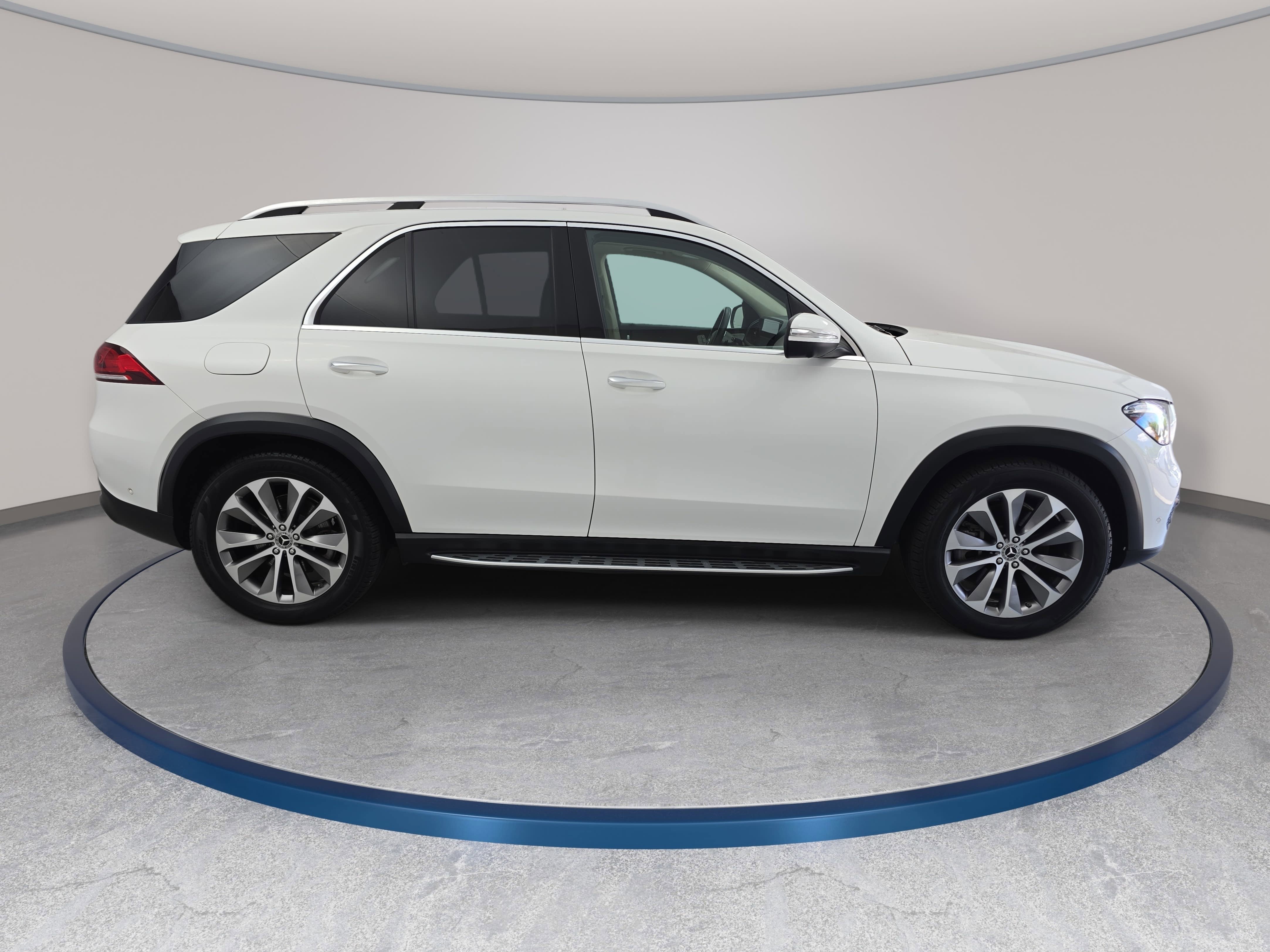 Certified 2020 Mercedes-Benz GLE 450 4MATIC image 4