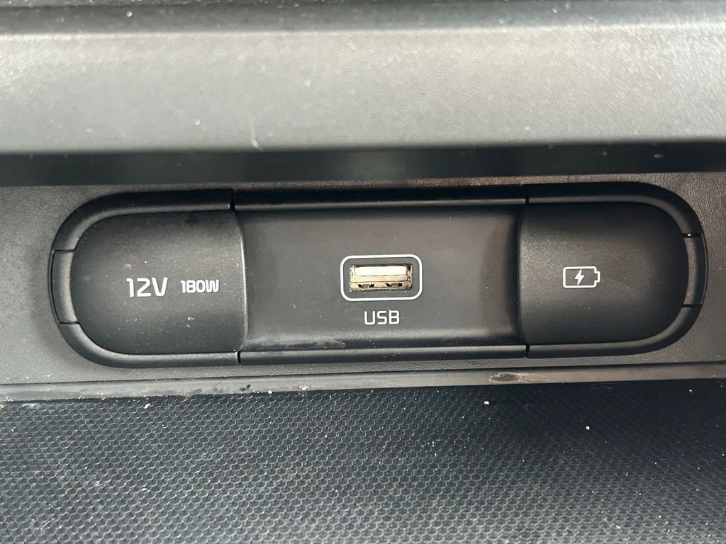 Used 2021 Kia Soul Turbo FWD image 29