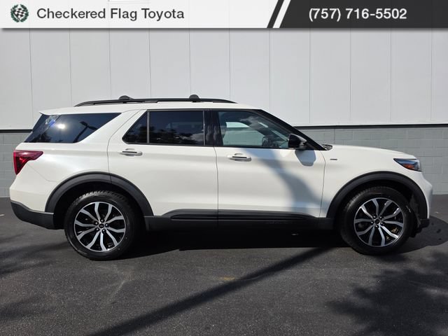 Used 2022 Ford Explorer ST-Line AWD/4WD image 6