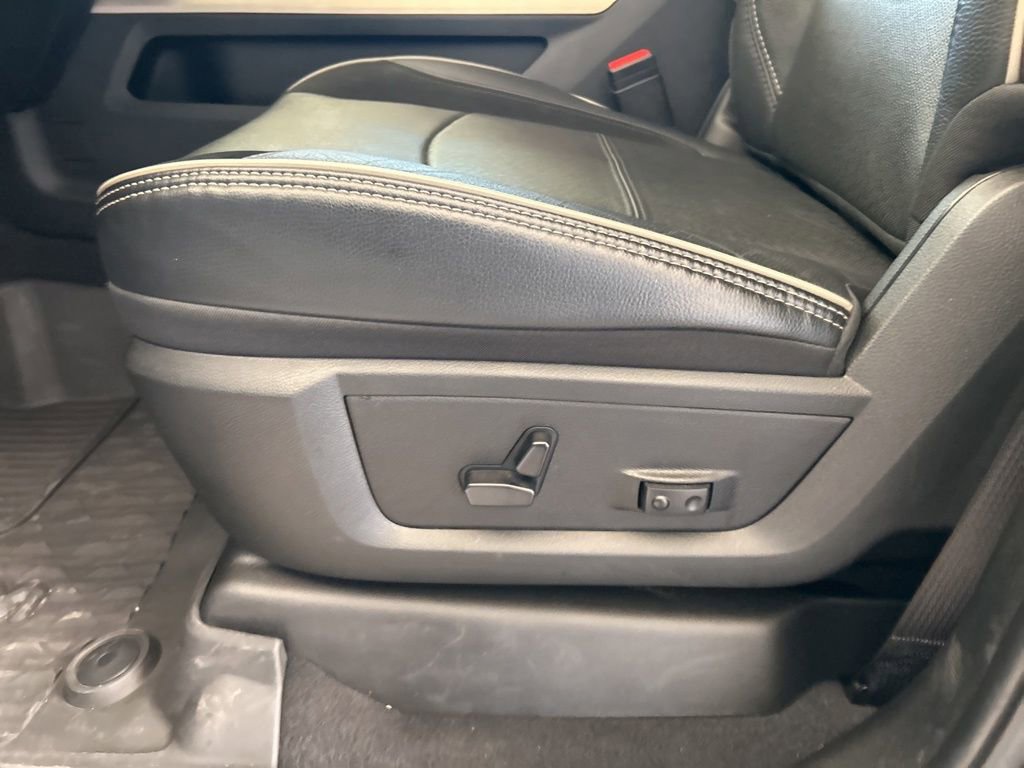 Used 2024 RAM 3500 Laramie image 42