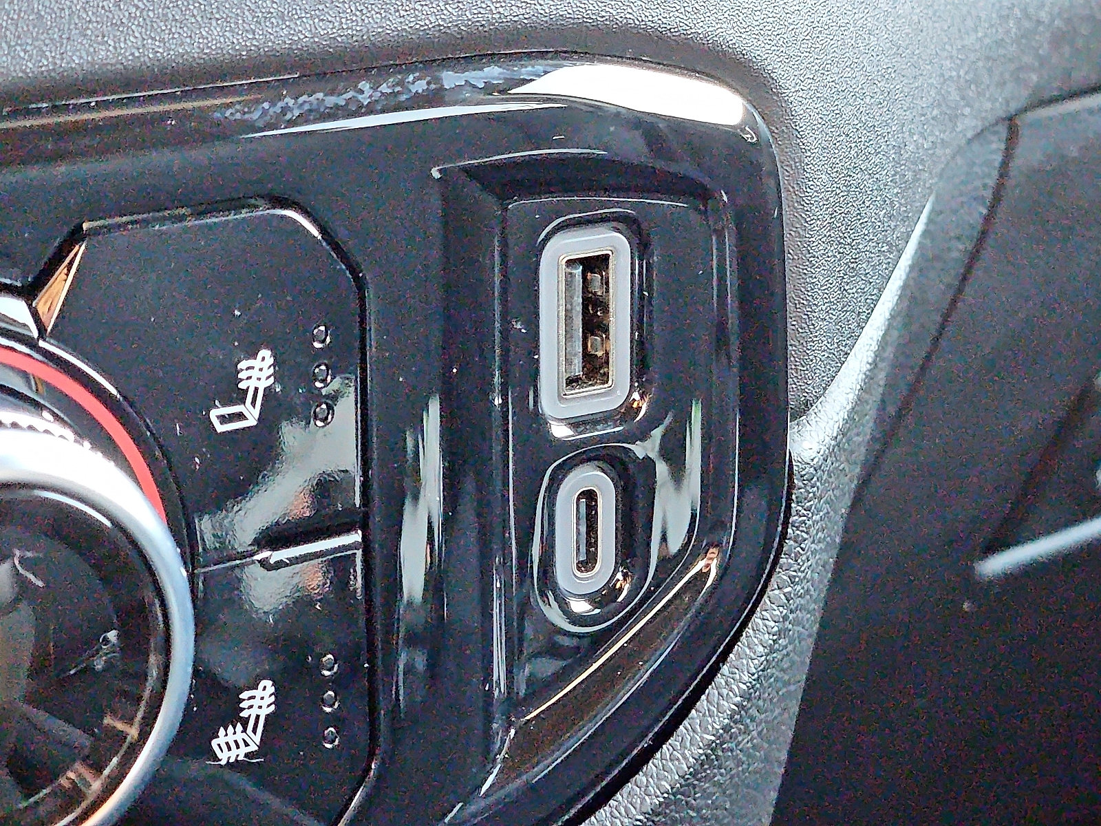 Certified 2024 GMC Sierra 1500 Elevation image 24