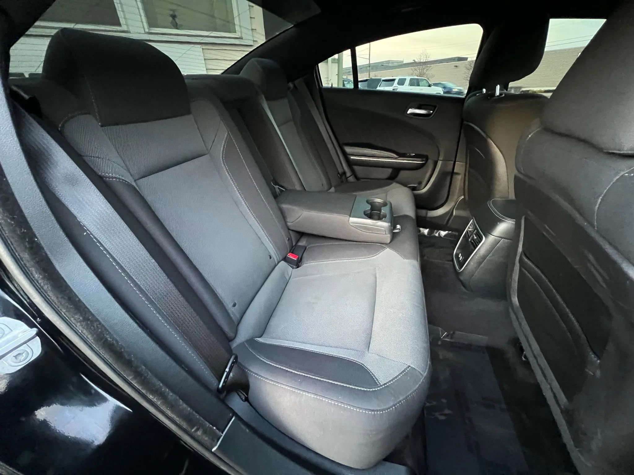 Used 2017 Dodge Charger SXT image 37