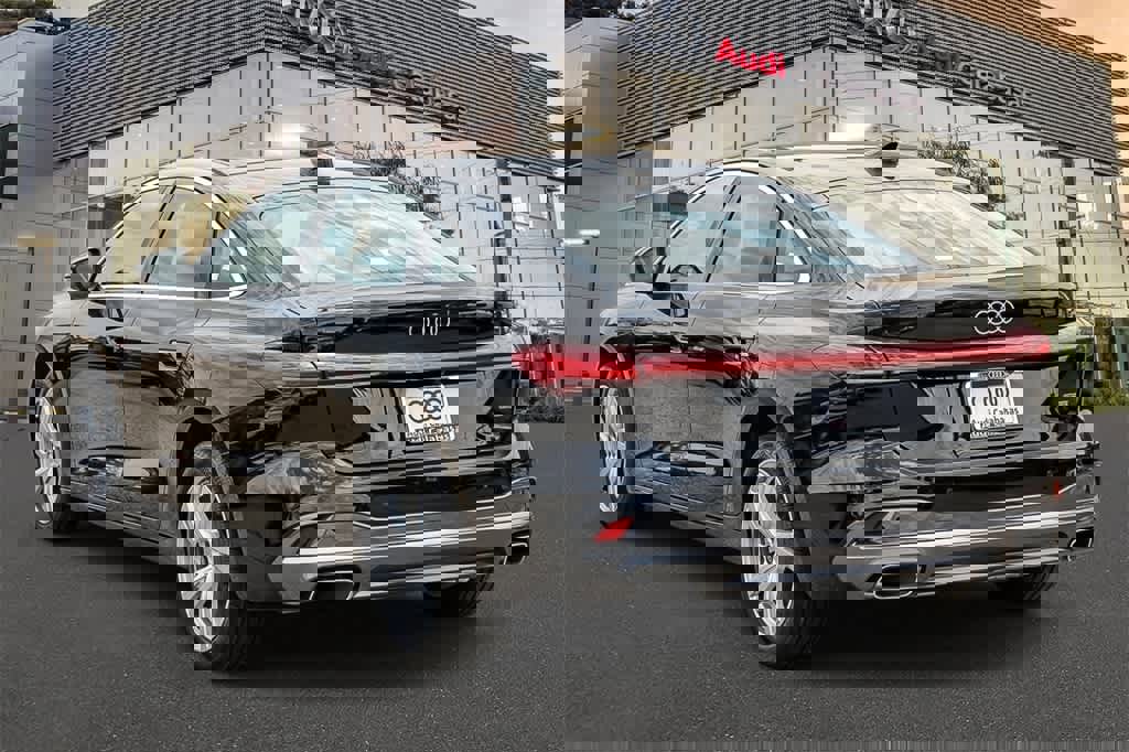 Used 2025 Audi A5 2.0T Premium Plus w/ Premium Plus image 6