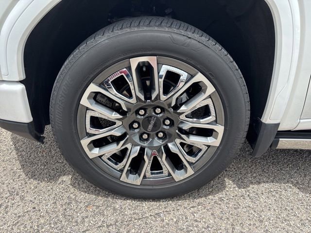 Used 2024 GMC Sierra 1500 Denali Ultimate AWD/4WD image 10