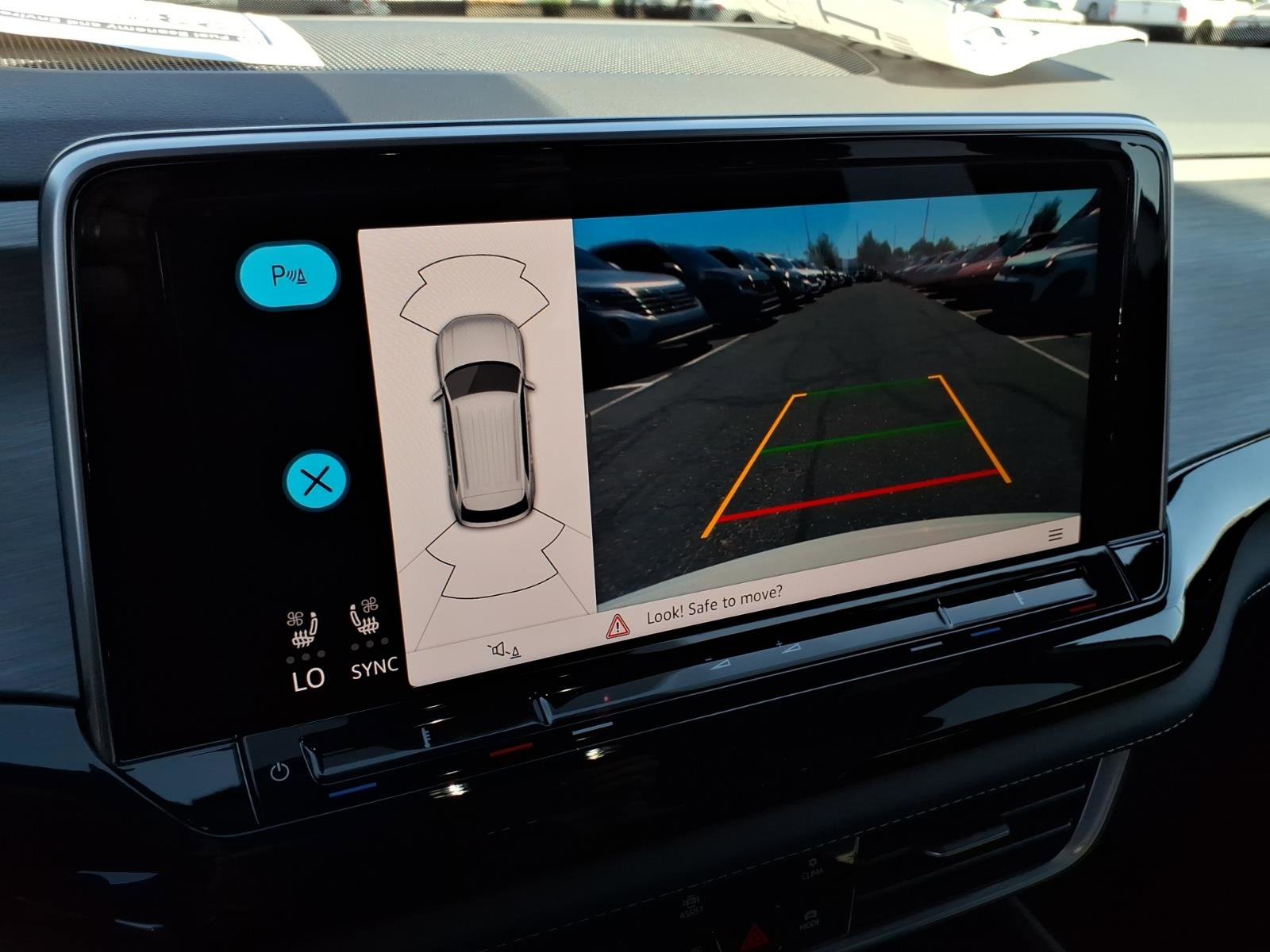 New 2026 Volkswagen Atlas Cross Sport SE image 19