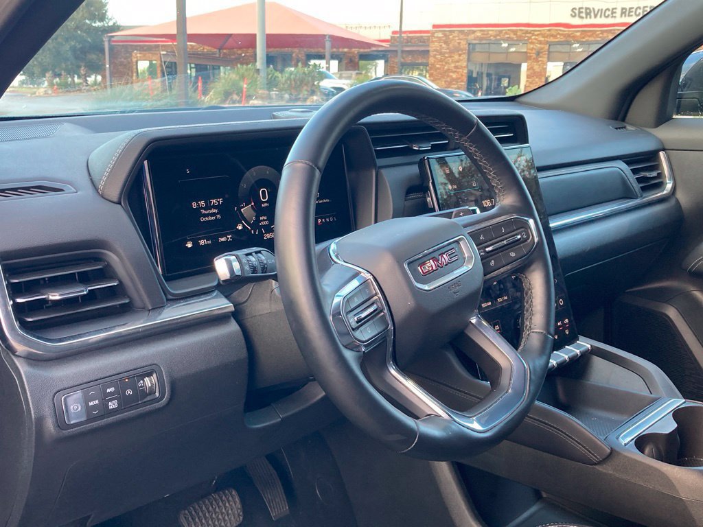 Used 2026 GMC Terrain Elevation w/ Elevation Premium Package AWD/4WD image 9