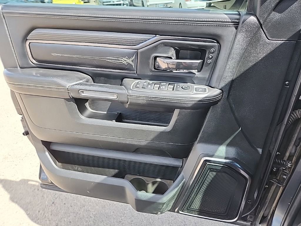 Used 2022 RAM 2500 Limited AWD/4WD image 40