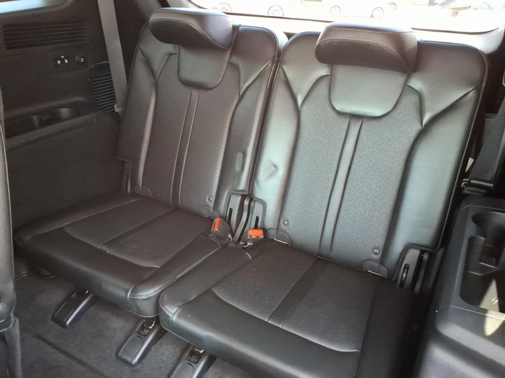 Certified 2023 Kia Sorento SX FWD image 13