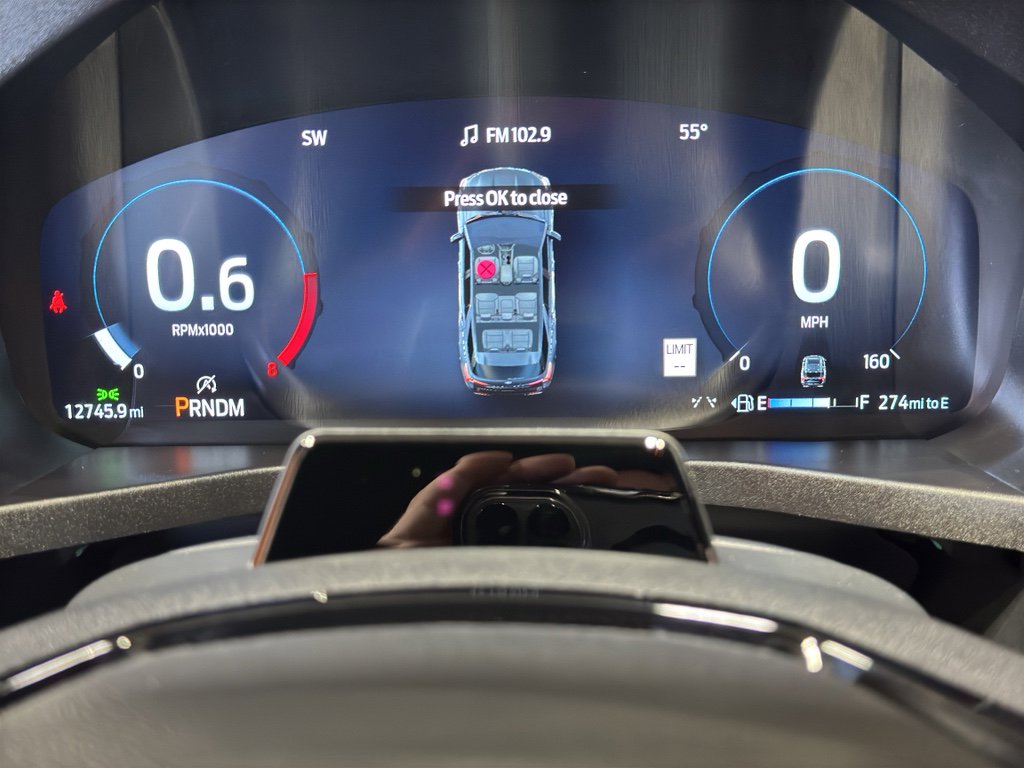 Used 2025 Ford Explorer ST AWD/4WD image 30