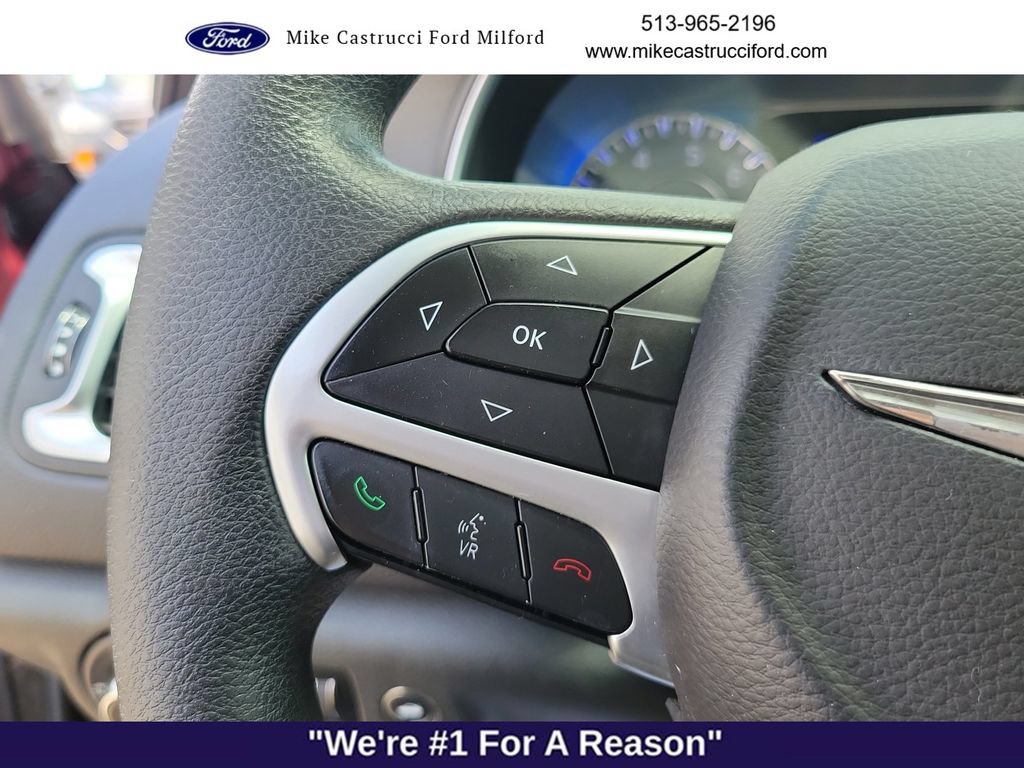 Used 2015 Chrysler 200 Limited FWD image 18