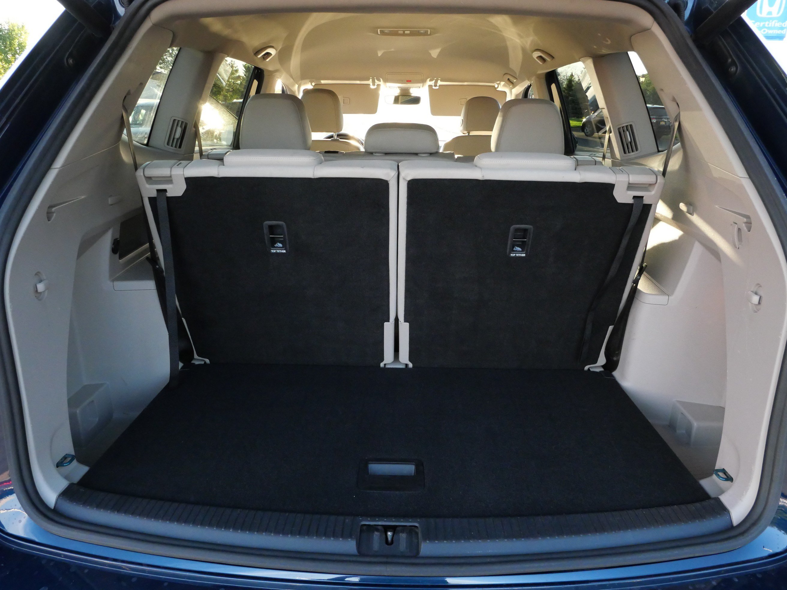 Used 2019 Volkswagen Atlas SE w/ Towing Package AWD/4WD image 18
