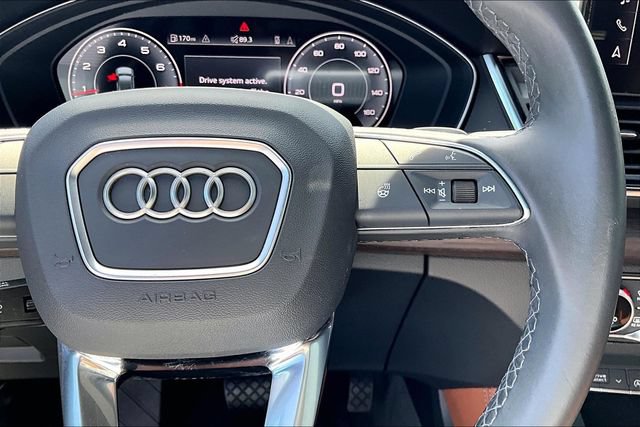 Used 2023 Audi Q5 2.0T Premium Plus w/ Premium Plus Package AWD/4WD image 12