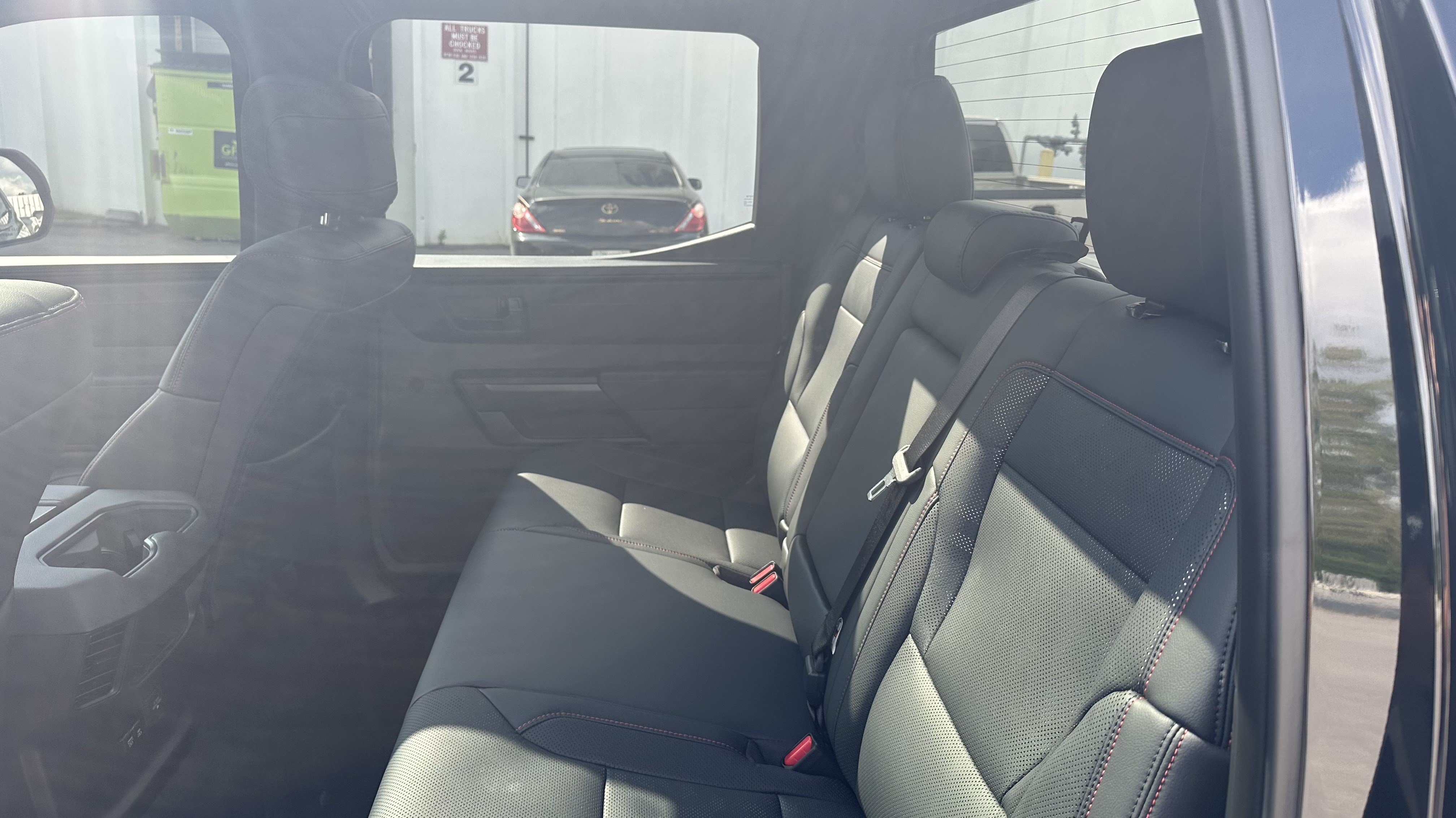 Used 2025 Toyota Tundra TRD Pro AWD/4WD image 32