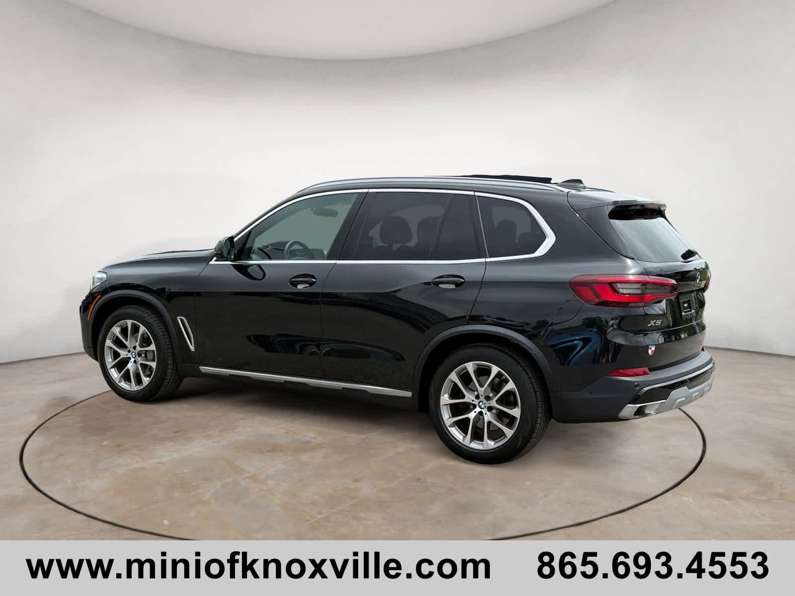 Used 2022 BMW X5 xDrive40i w/ Premium Package AWD/4WD image 5