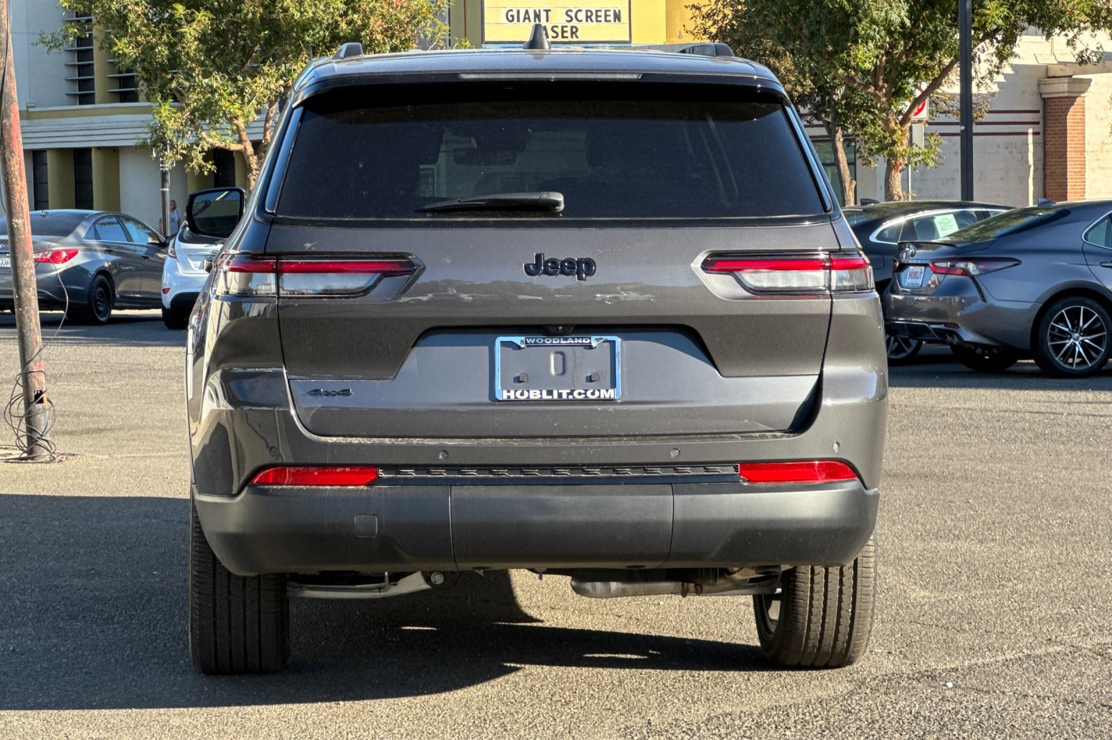 New 2025 Jeep Grand Cherokee L Altitude image 4
