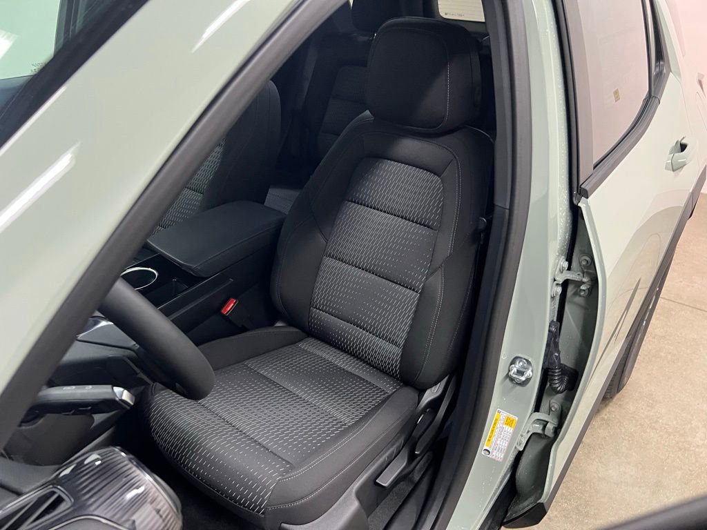 New 2026 Chevrolet Equinox LT w/ LPO, Floor Liner Package image 24