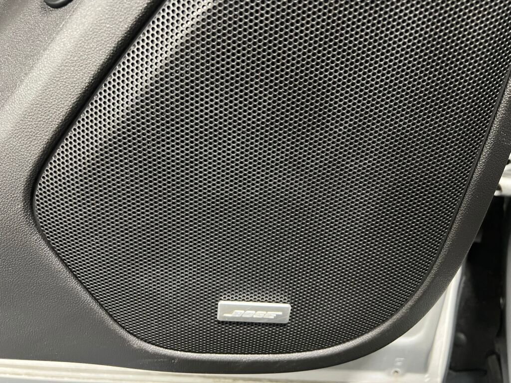 Used 2018 GMC Acadia SLT image 13