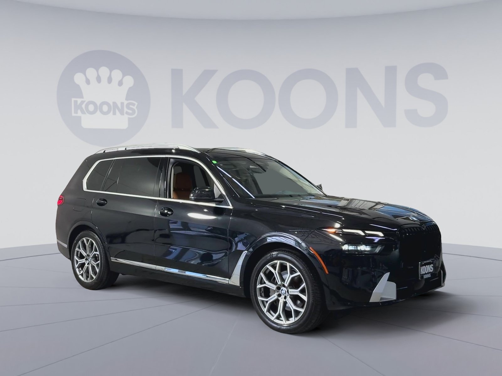 Used 2024 BMW X7 xDrive40i w/ Premium Package AWD/4WD image 2