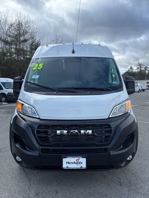 Used 2025 RAM ProMaster 2500 w/ Convenience Group image 2