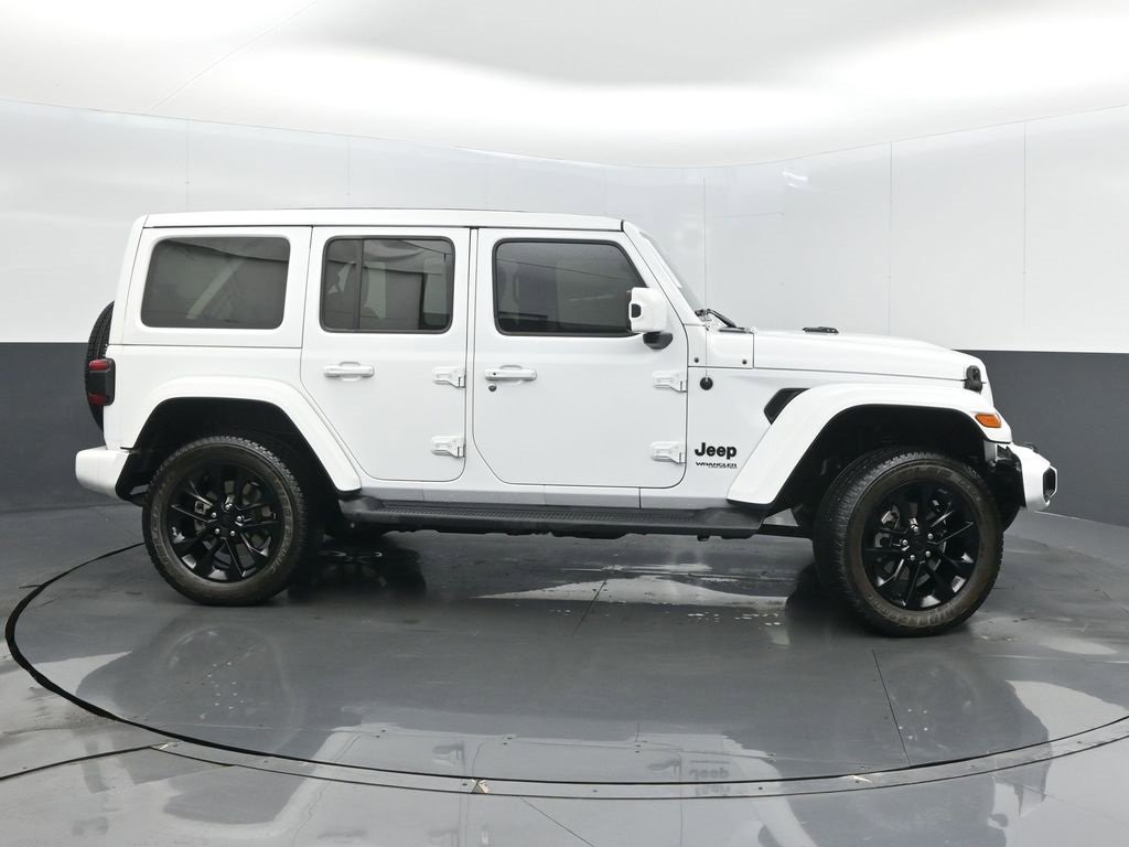 Used 2021 Jeep Wrangler Unlimited Sahara image 8