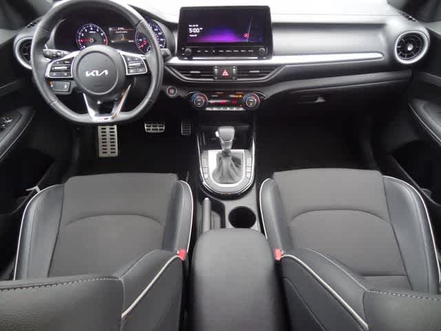 Used 2023 Kia Forte GT-Line FWD image 11