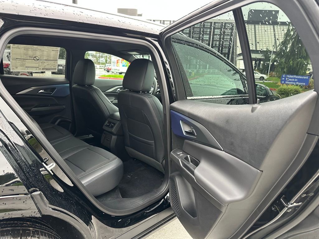 New 2026 Chevrolet Equinox EV LT image 13