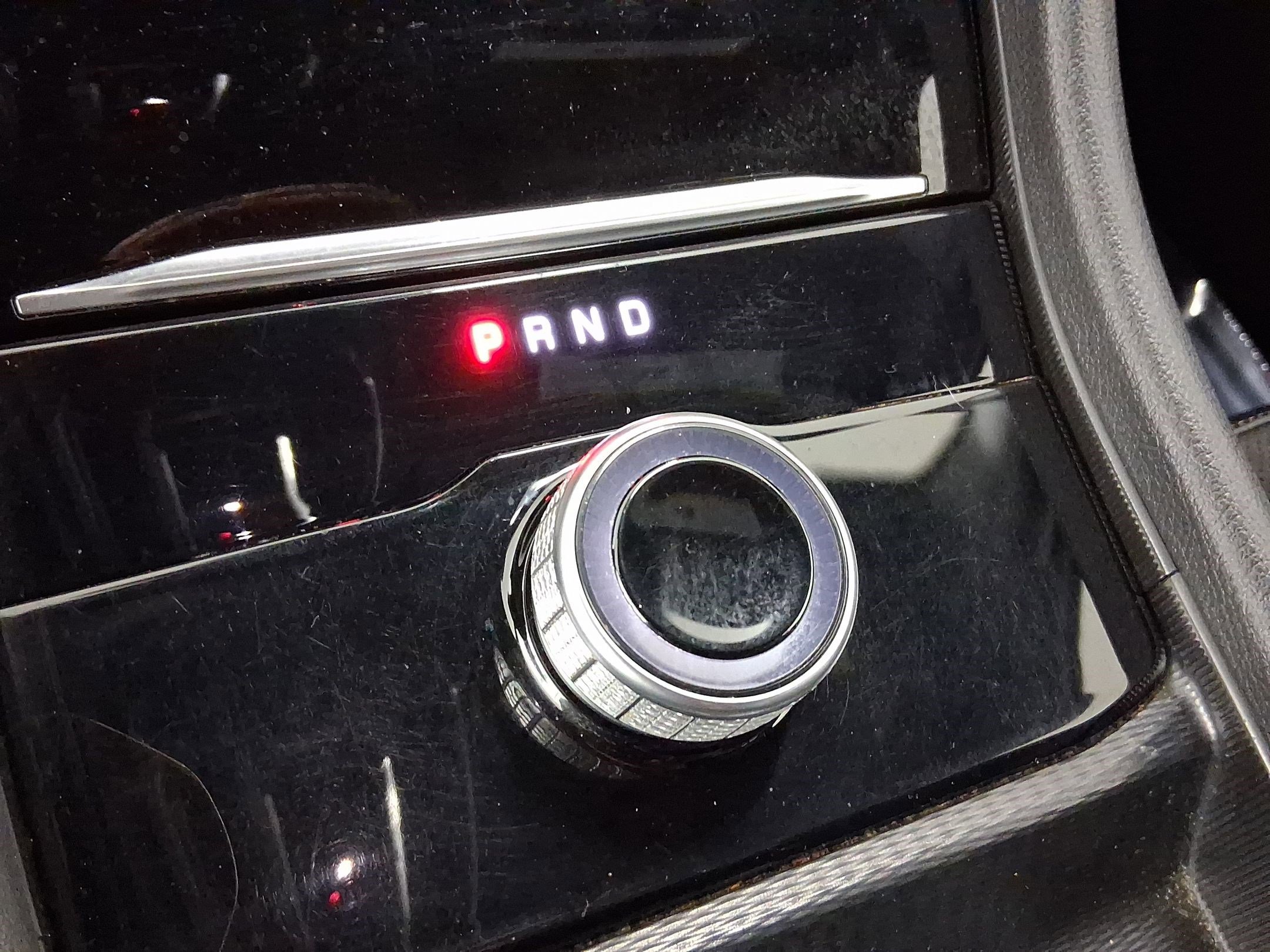 Used 2024 Jeep Grand Cherokee L Laredo image 15