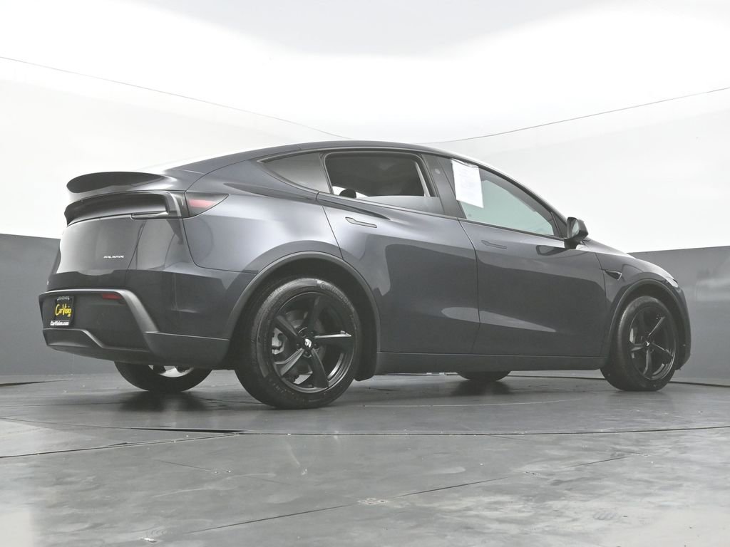 Used 2026 Tesla Model Y Long Range image 44