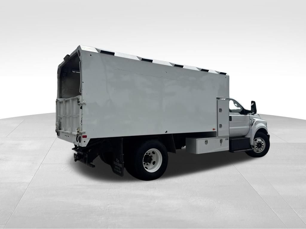 Used 2022 Ford F650 2WD Regular Cab Super Duty image 4