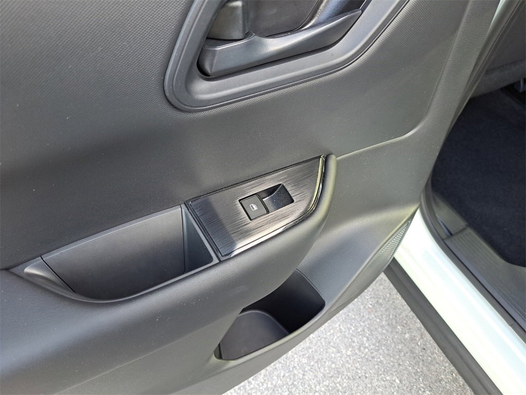 Certified 2025 Nissan Rogue S image 12