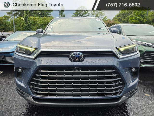 Used 2024 Toyota Grand Highlander AWD image 2